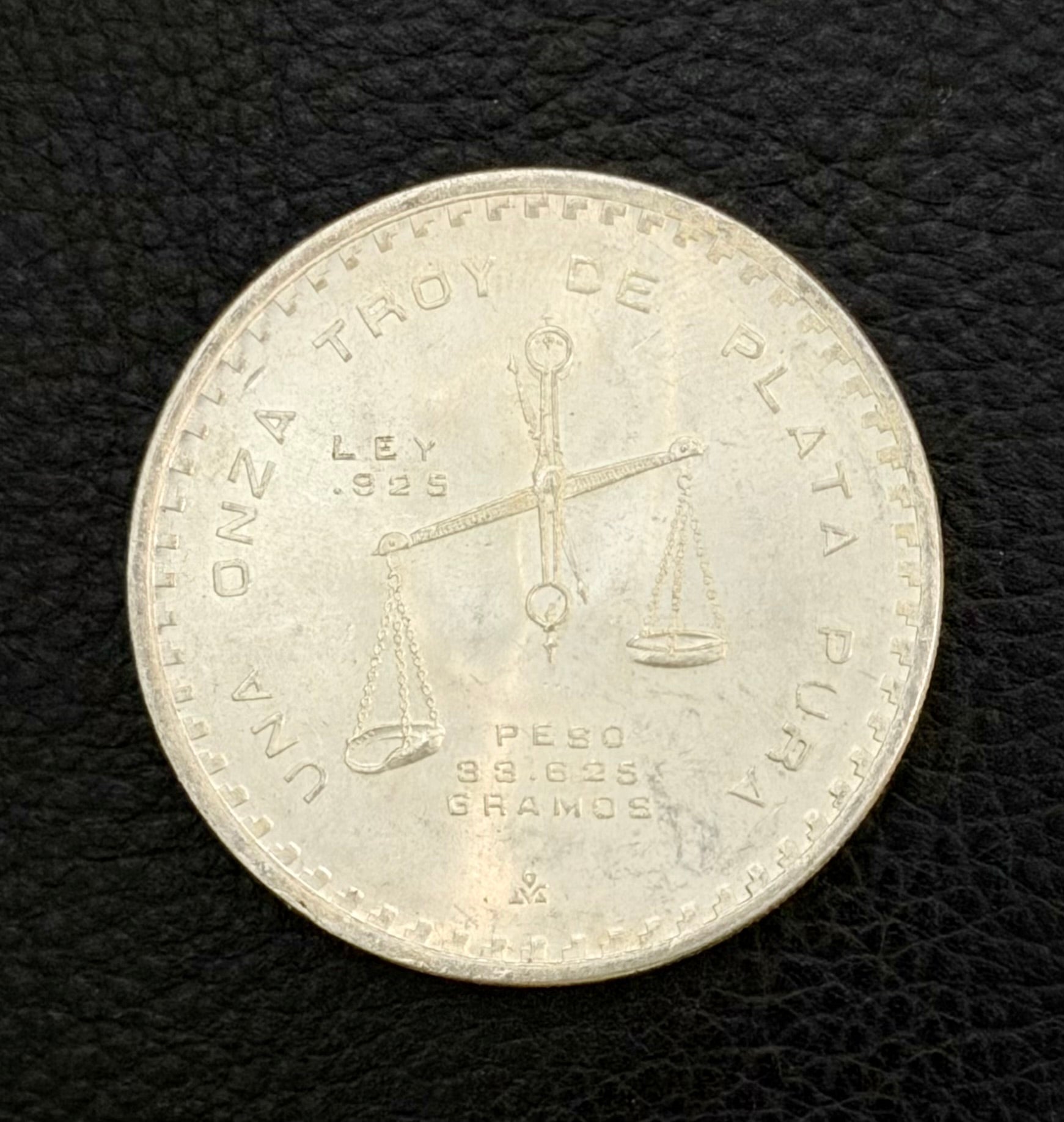 Mexico - 1980 Weights and Balances 1 Onza - 92.5% Sterling Silver
