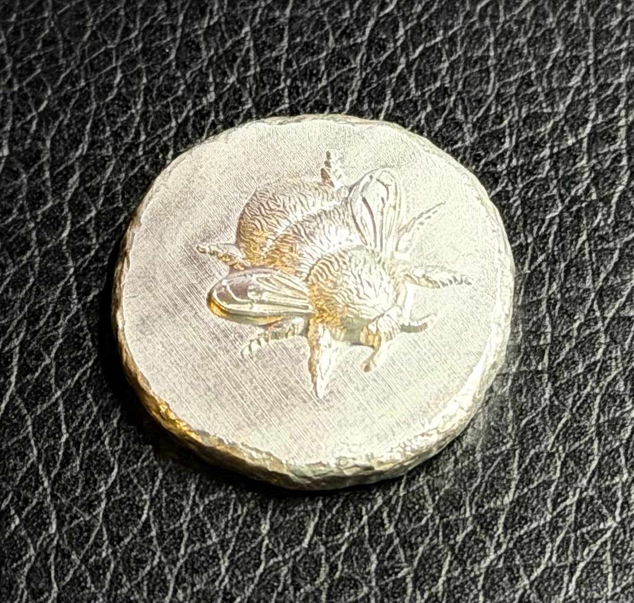 .5 Troy Ounce - MK BarZ 'Buzzin' Bee' - .999 fine sliver Stamped round