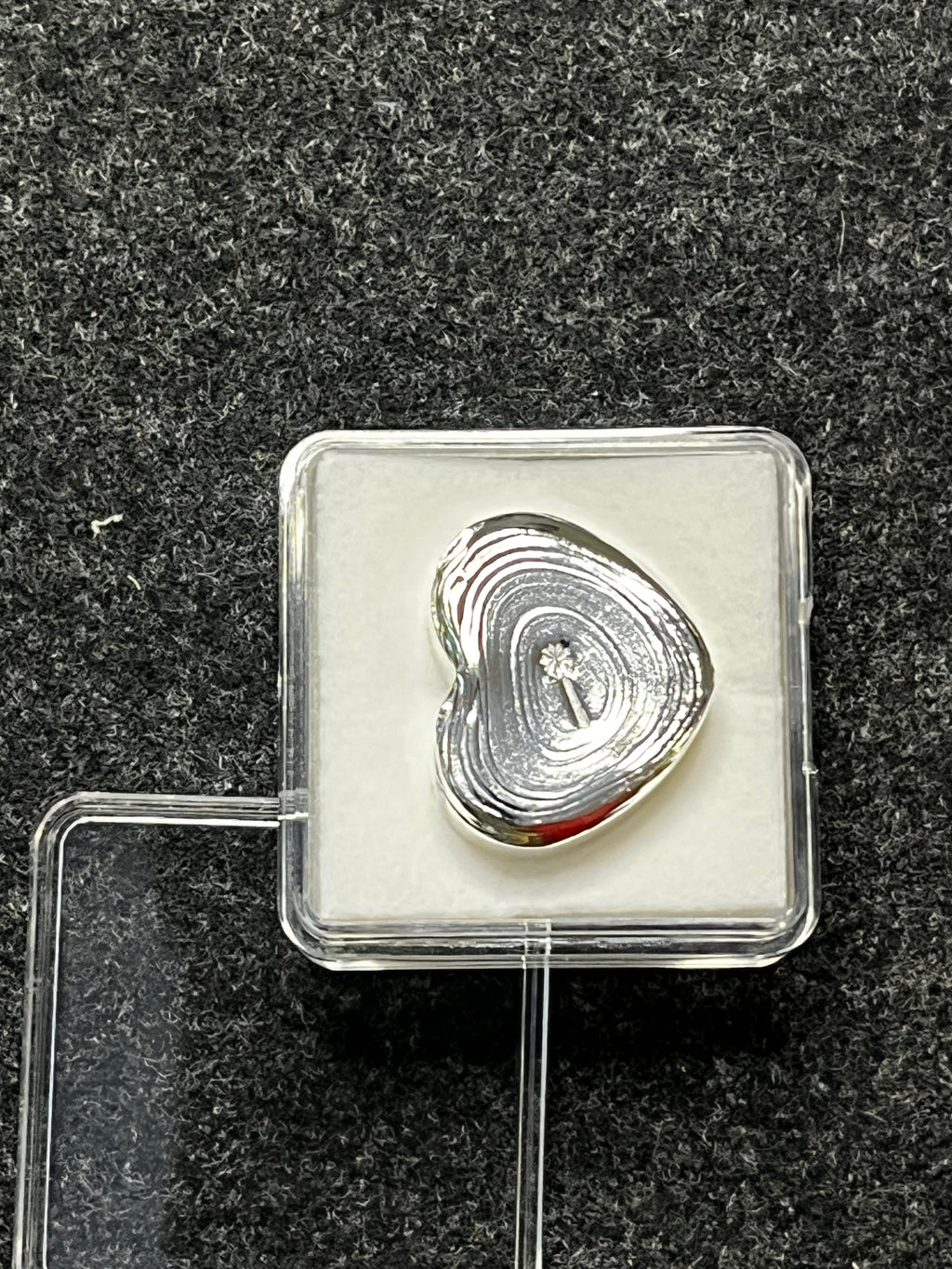 Hearts of Palm Ripple Bar - Weights Vary 1.1-1.2oz .999 Fine Silver