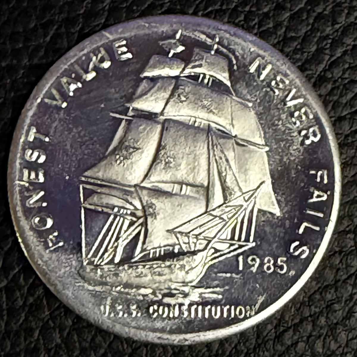 Vintage - Liberty Mint “Honest Value Never Fails”- 1 Ozt .999 Fine Silver Round