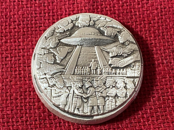 1 oz "Aliens Among Us" .999 Fine Silver Round